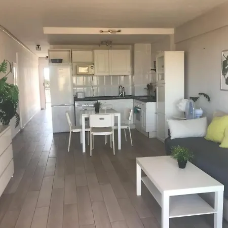 Piscina Y Playa A 200 Mts Apartment